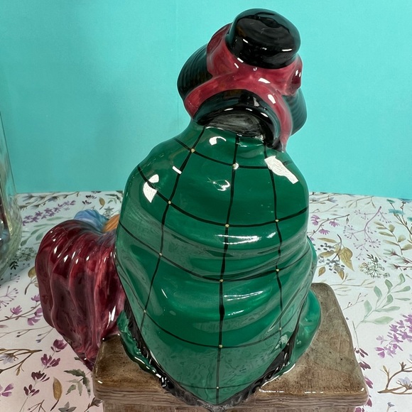 Royal Doulton ''Silk and Ribbons”Signed By Leslie H, Figurine HN2017 England 6”H - Picture 10 of 16